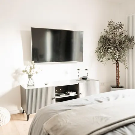 דירה Elegantes Mit Terrasse