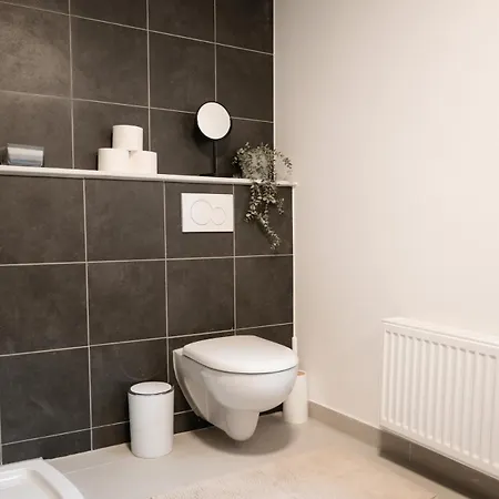 Elegantes Mit Terrasse דירה